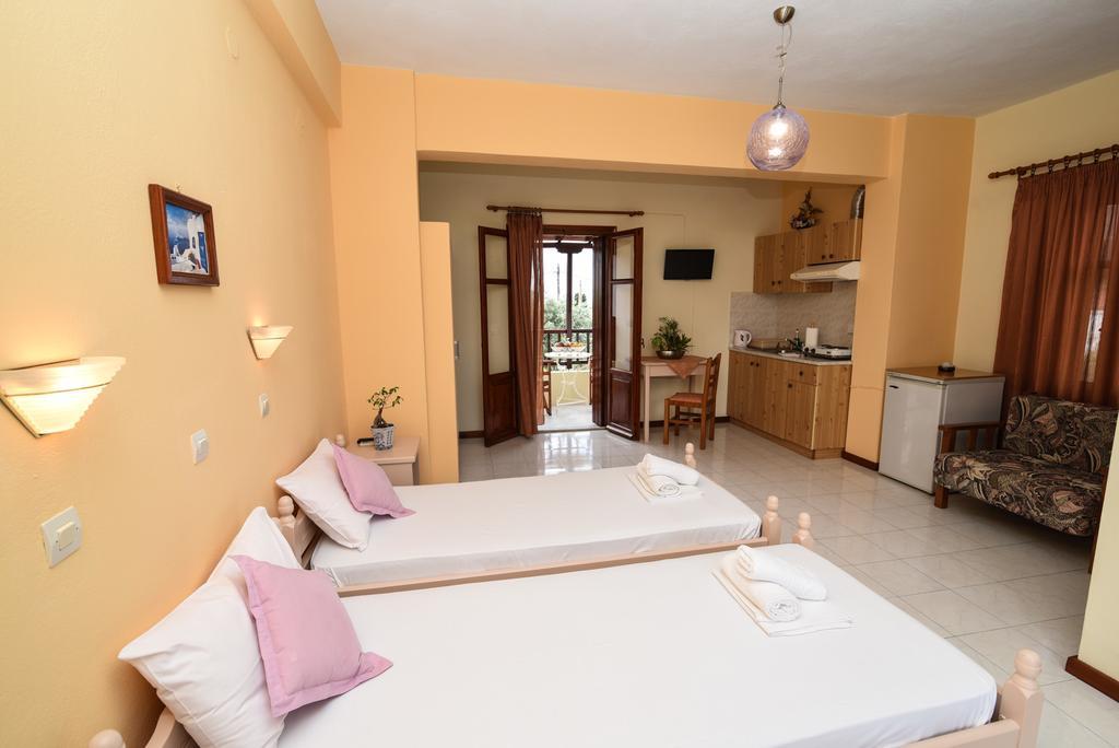 Studios Filippos Skopelos Town Exterior photo