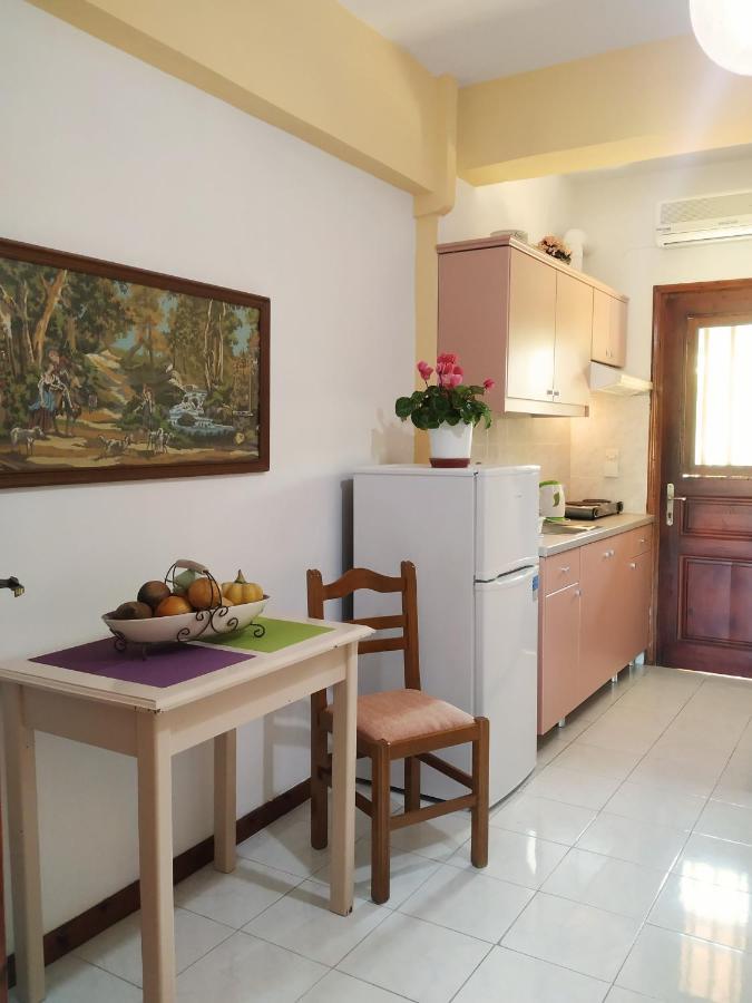 Studios Filippos Skopelos Town Exterior photo