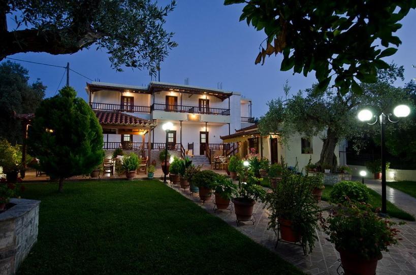 Studios Filippos Skopelos Town Exterior photo