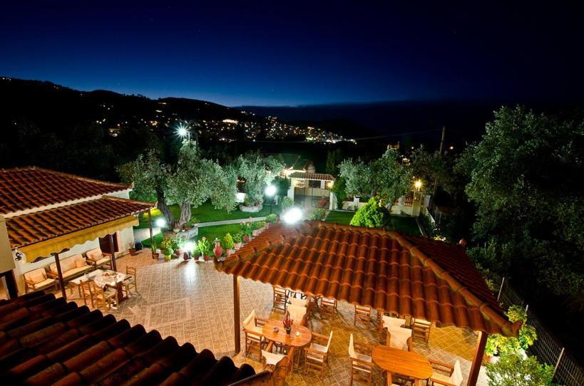 Studios Filippos Skopelos Town Exterior photo